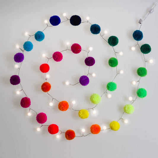 Light chain with multicolour rainbow pompoms